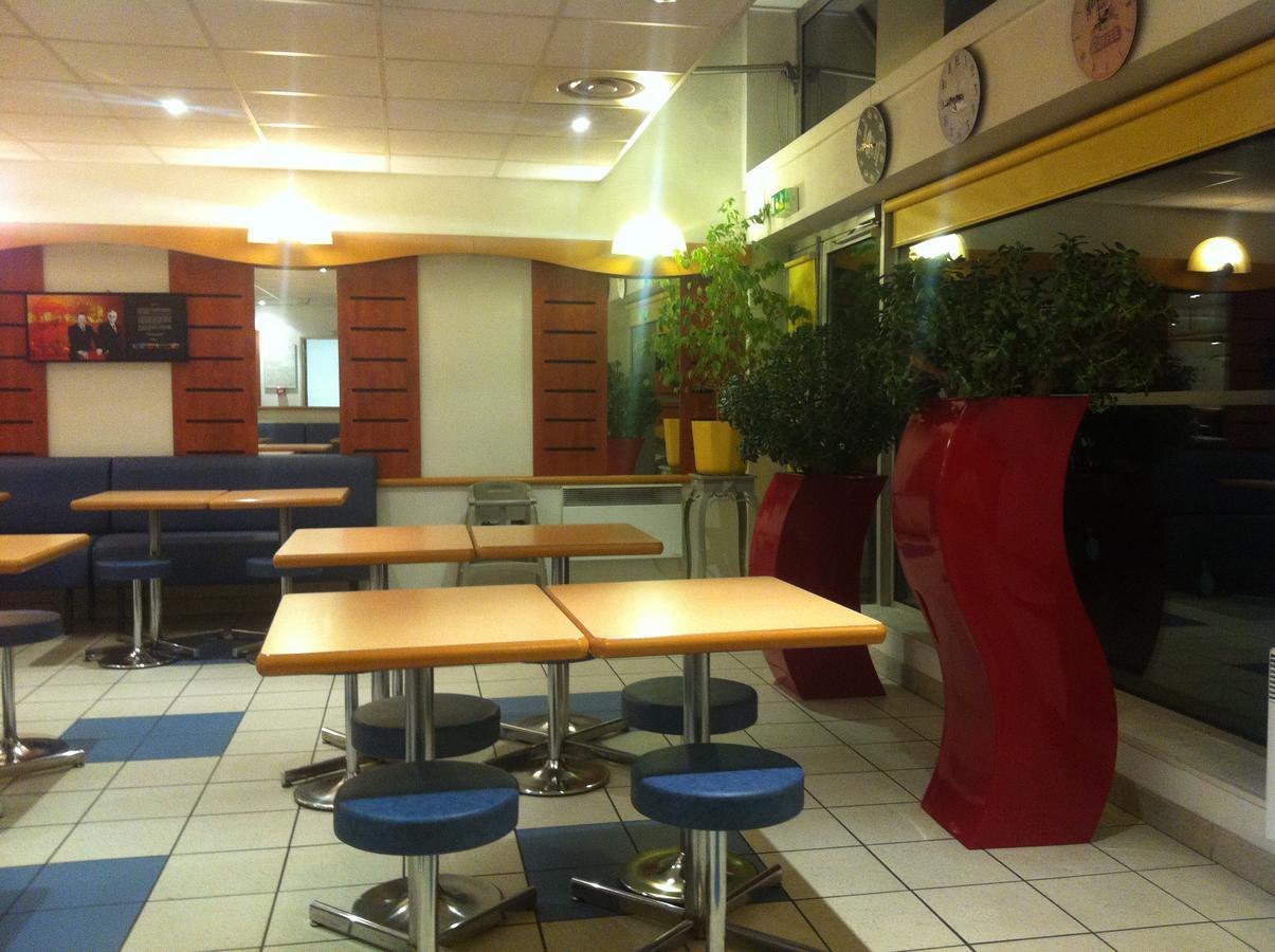 Ibis Budget Bezons Esterno foto