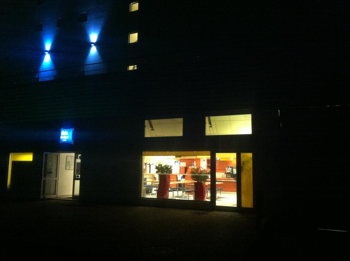 Ibis Budget Bezons Esterno foto