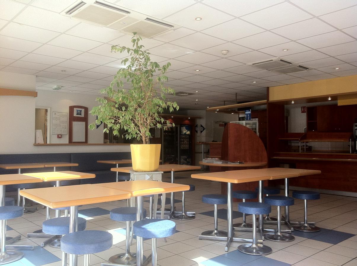 Ibis Budget Bezons Esterno foto