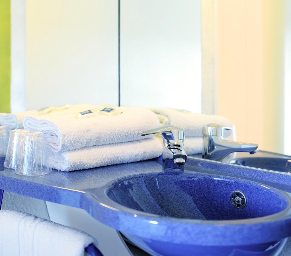 Ibis Budget Bezons Esterno foto