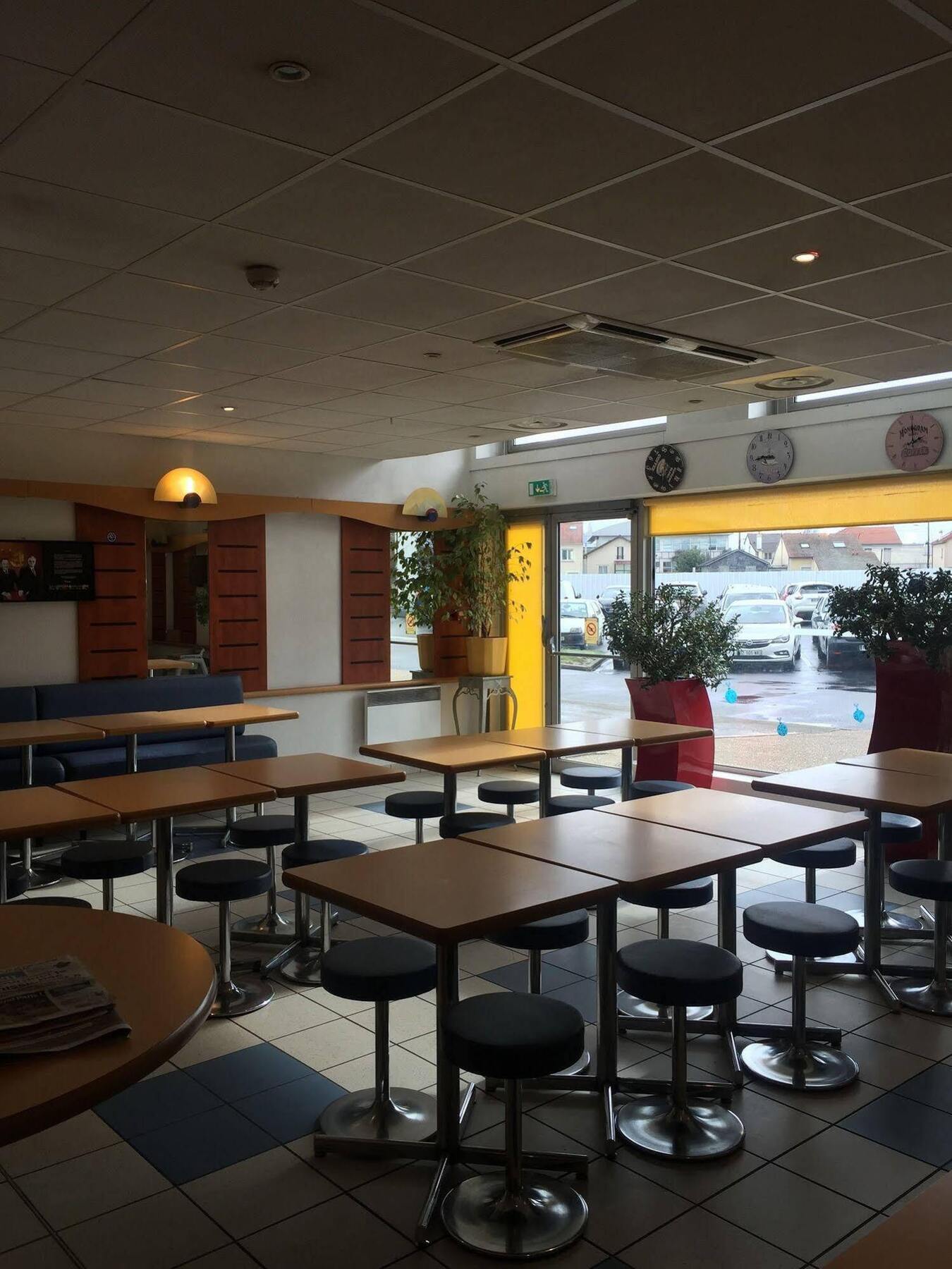 Ibis Budget Bezons Esterno foto